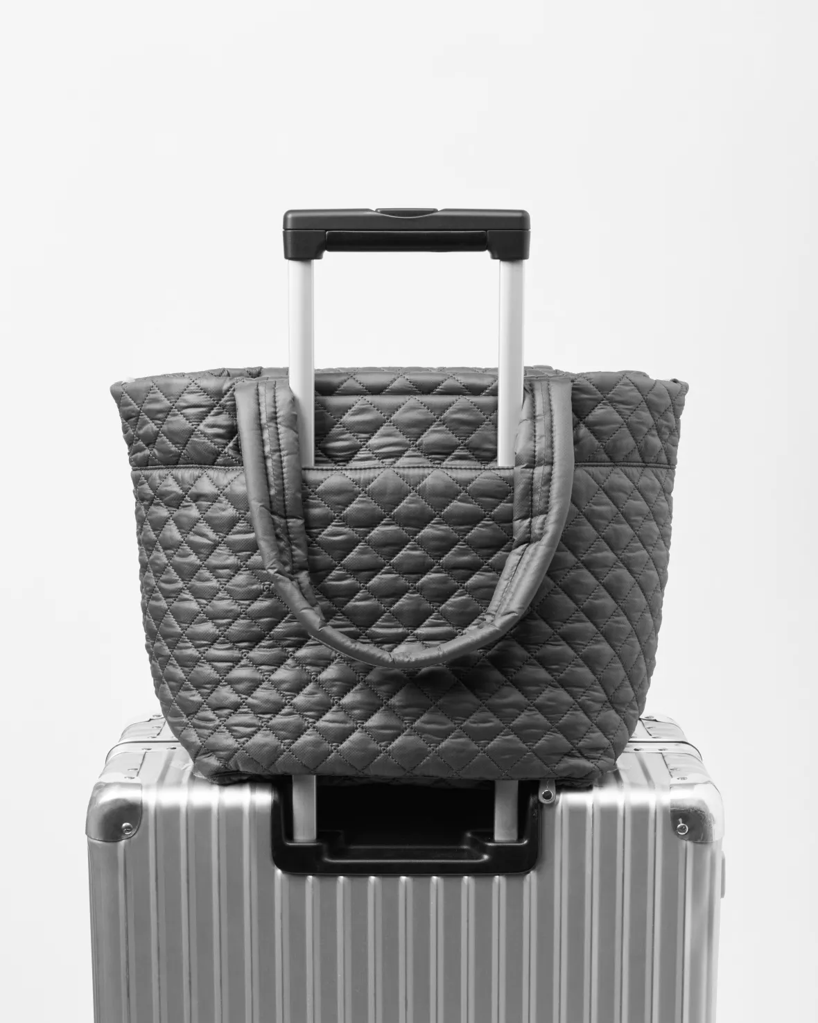 Metro|Totes<MZ Wallace The Metro Tote® Deluxe - Medium BlackLacquer