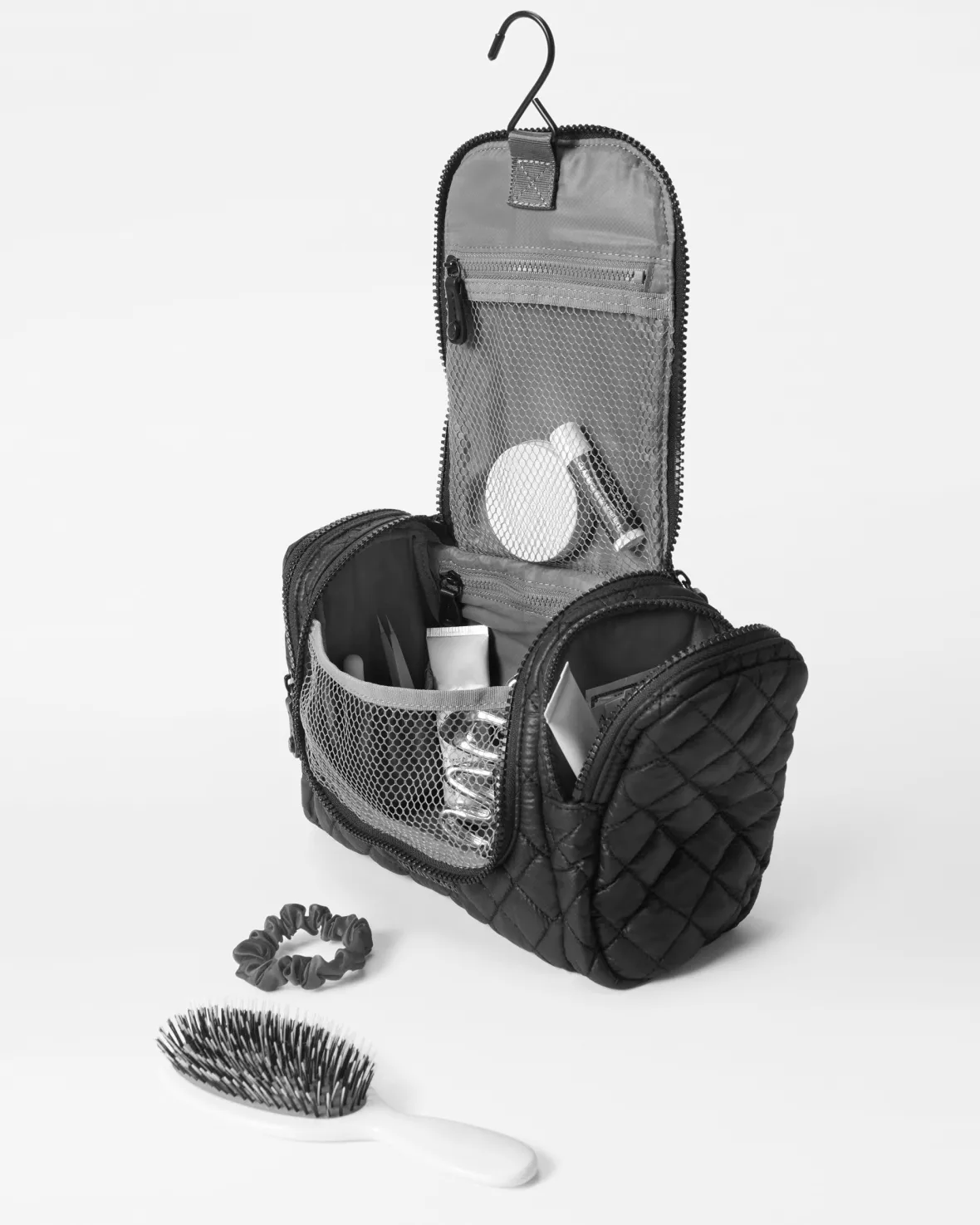 Metro|Accessories<MZ Wallace Hanging Travel Cosmetic DawnWithTropicalPalm